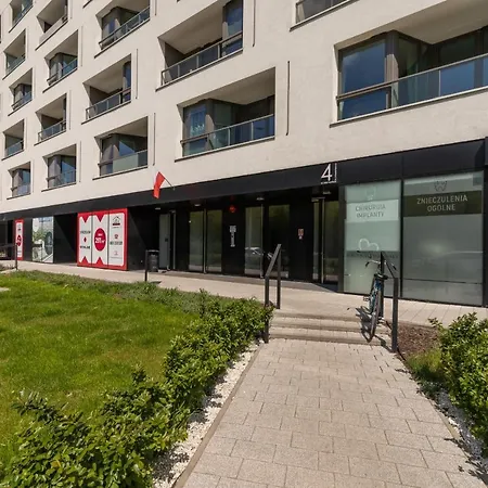 City Centre & Modern Quiet Apartment With Parking By Renters Prestige-3